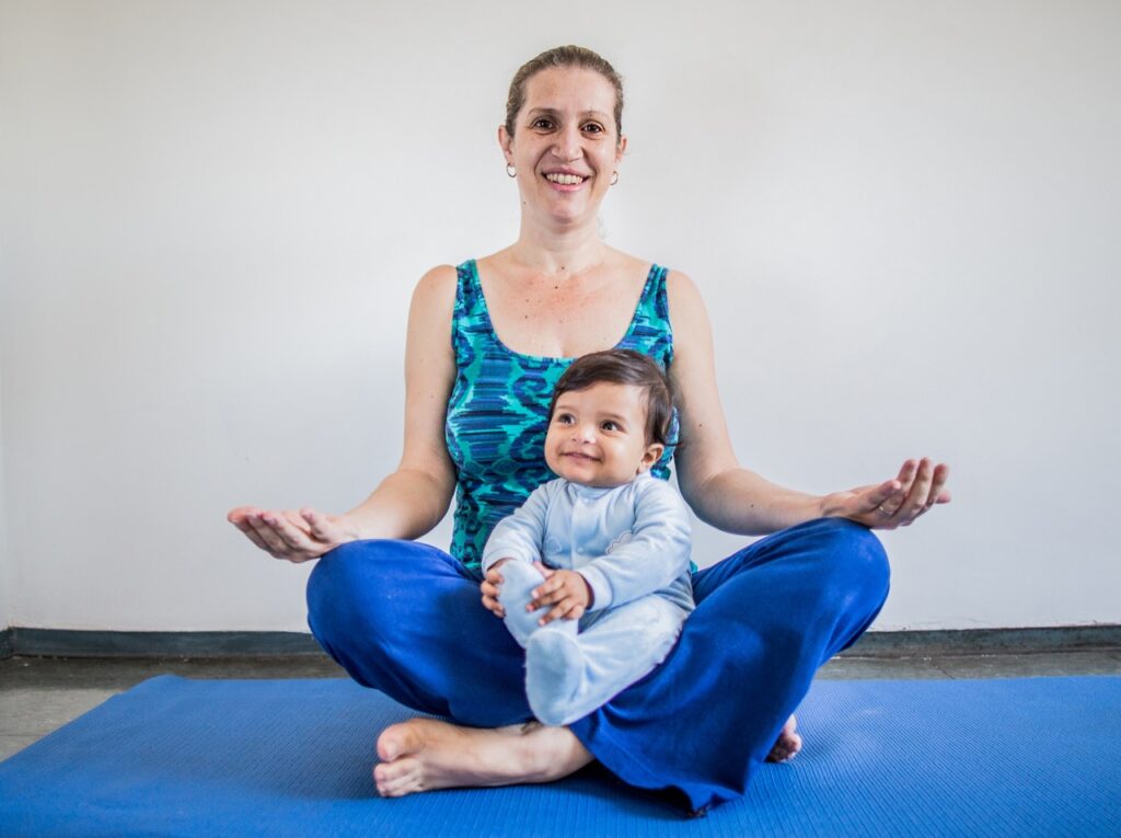 Yoga para mamães e bebês